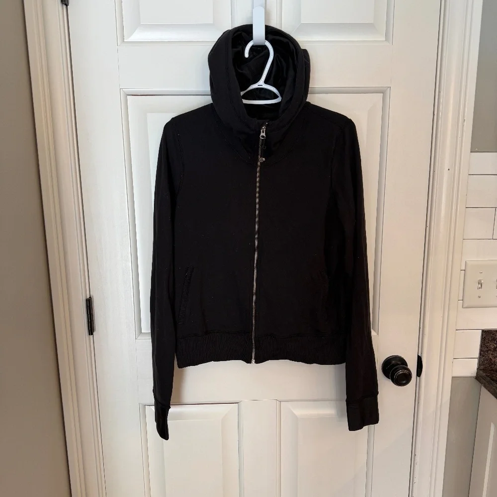 Lululemon Press Pause Jacket Black 45664